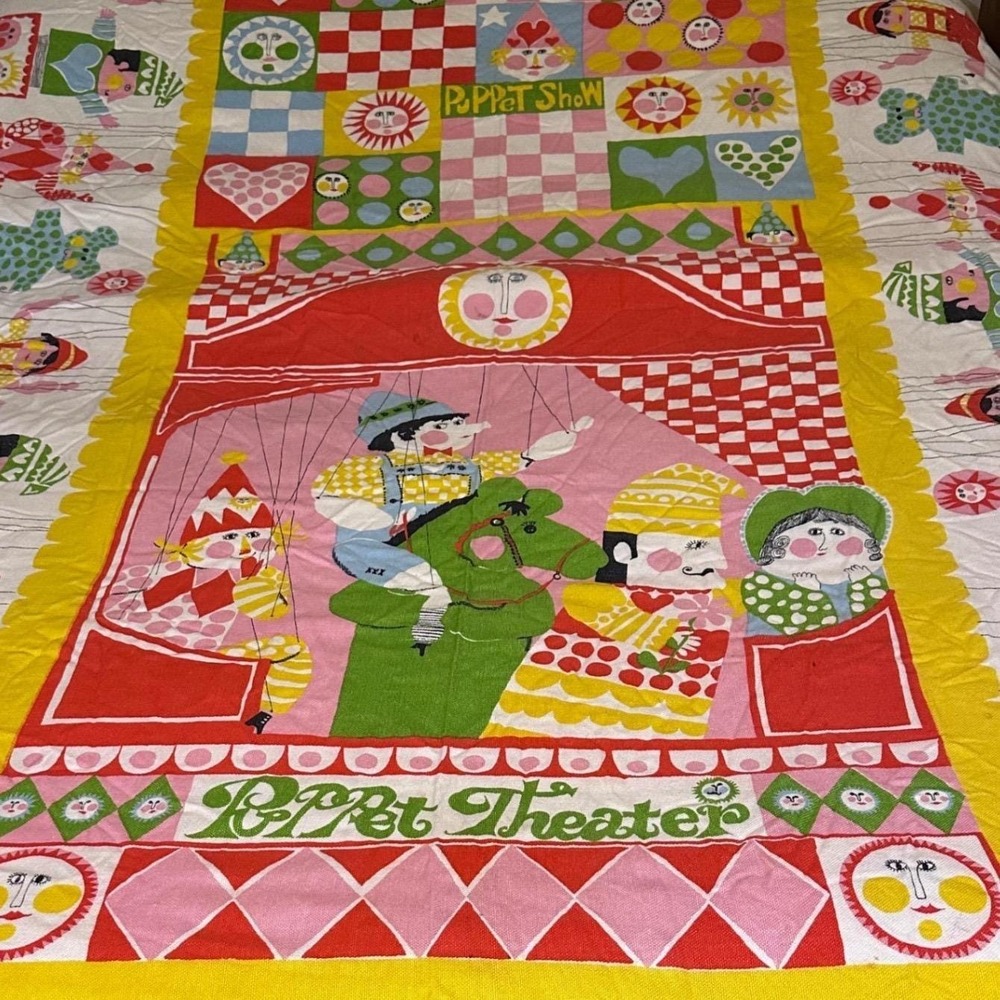 Vintage Fieldcrest Puppet Theater Twin Bedspread Pom Pom Trim MCM Made in USA